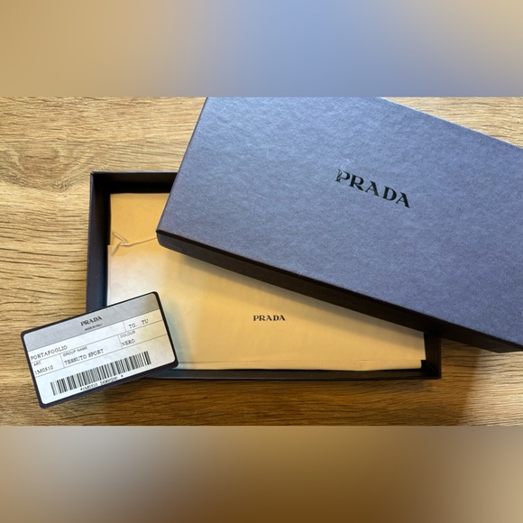 Prada 1M0510 Black Tessuto Sport Portafoglia Wallet —-NWT - Picture 2 of 6